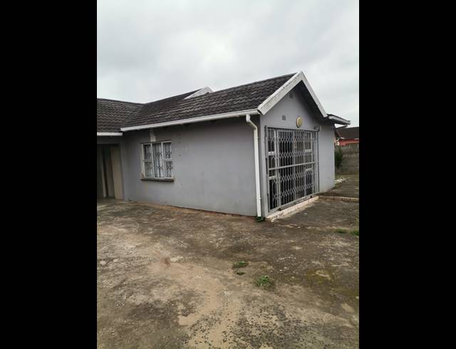 4 BEDROOM HOUSE FOR SALE IN HONEYDALE
